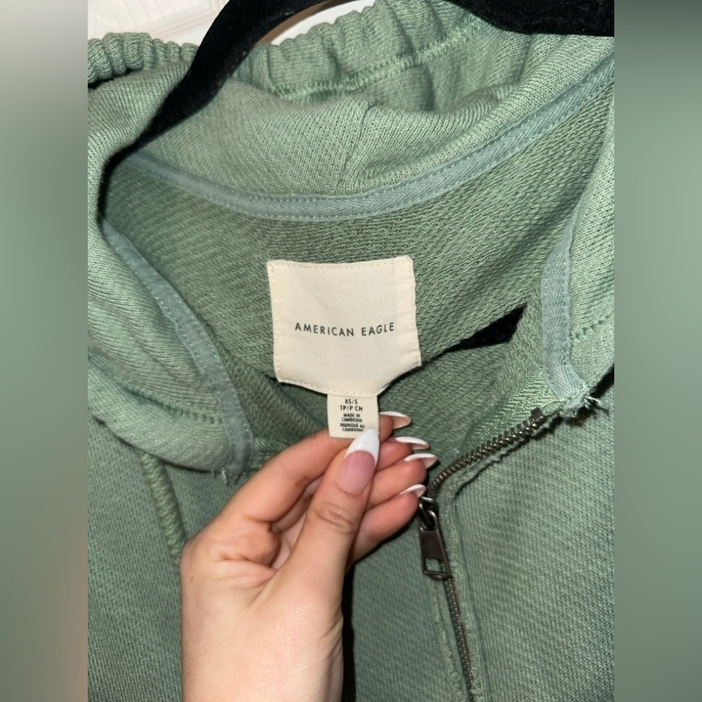 AE Oversized Textured Zip-Up Hoodie - Picture 6 of 10